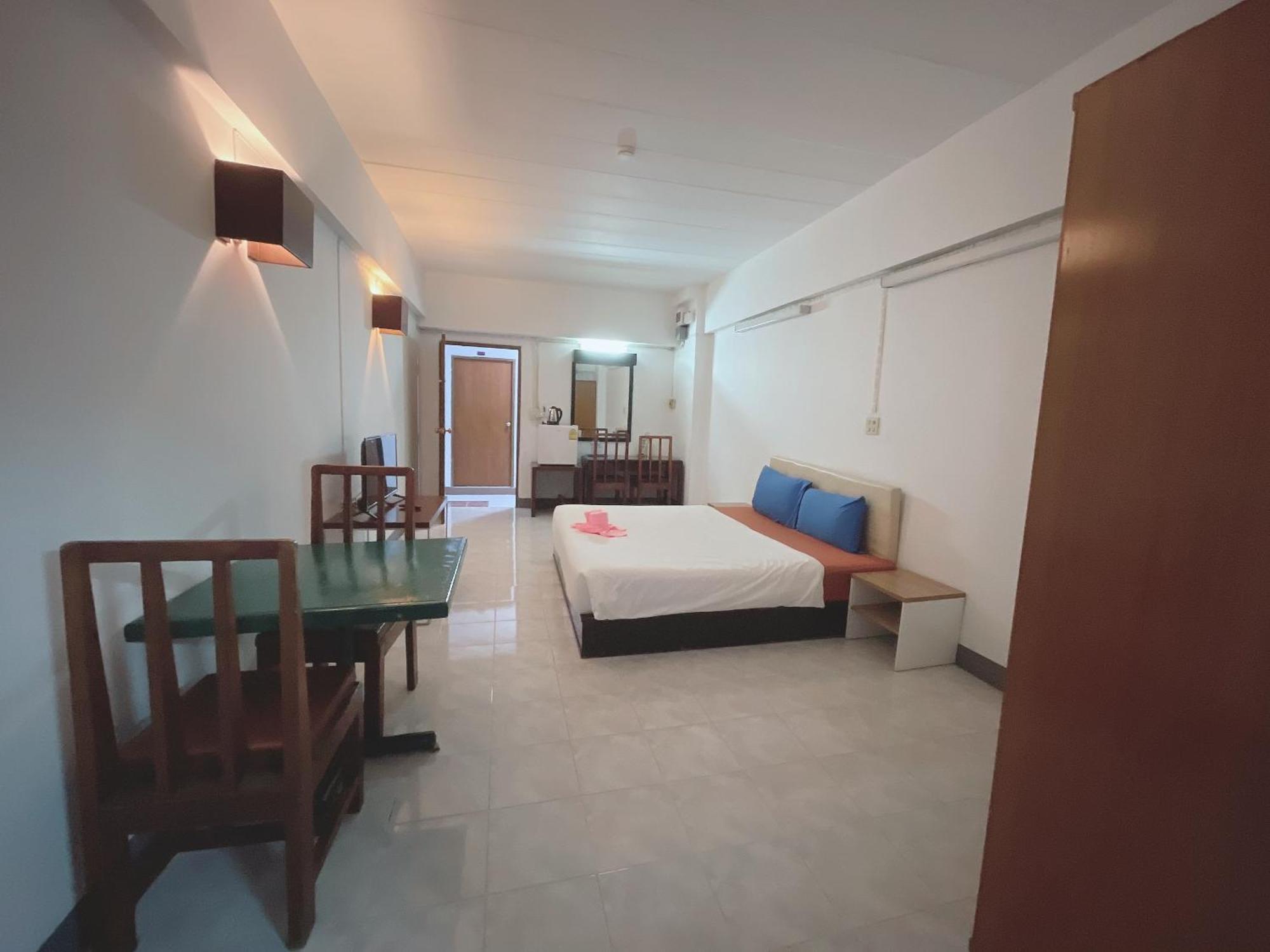 โรงแรมวินบางนา Win Bangna Hotel 曼谷 外观 照片